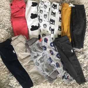 SOLD on Ⓜ️11 pair baby boy pants size 12 months